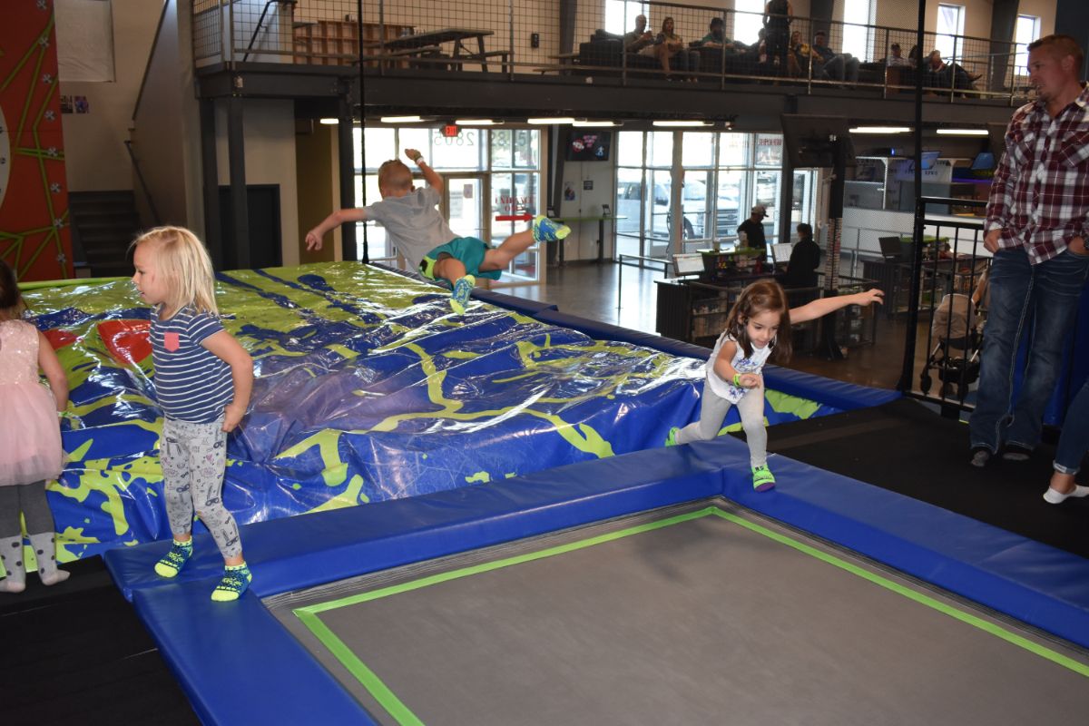 kids having fun at trampoline park